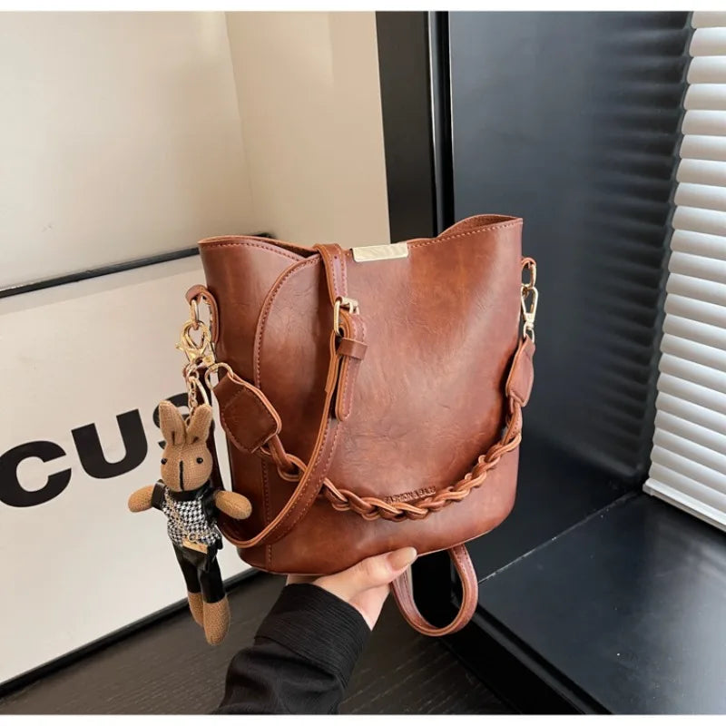 2025 Vintage Bucket Bag Women Retro Crossbody Tote Designer-Style Full Grain Leather Girls Shoulder Purse Must-Have Handbag